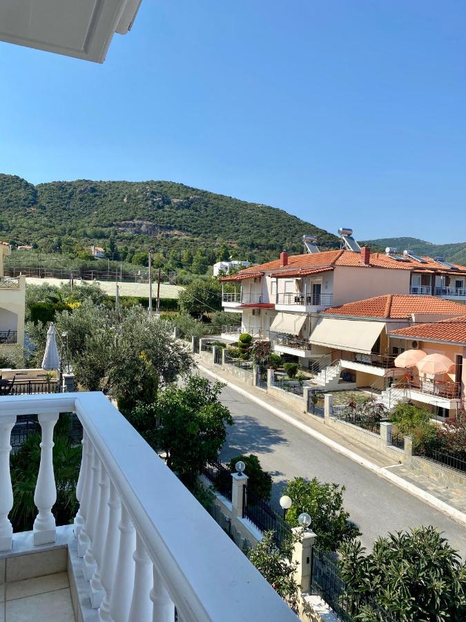 Thea Apartments Nea Iraklitsa Exterior foto